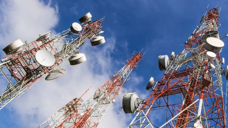 Unreliability, High Prices, and Security Breaches: Can DePIN Fix Telecom?