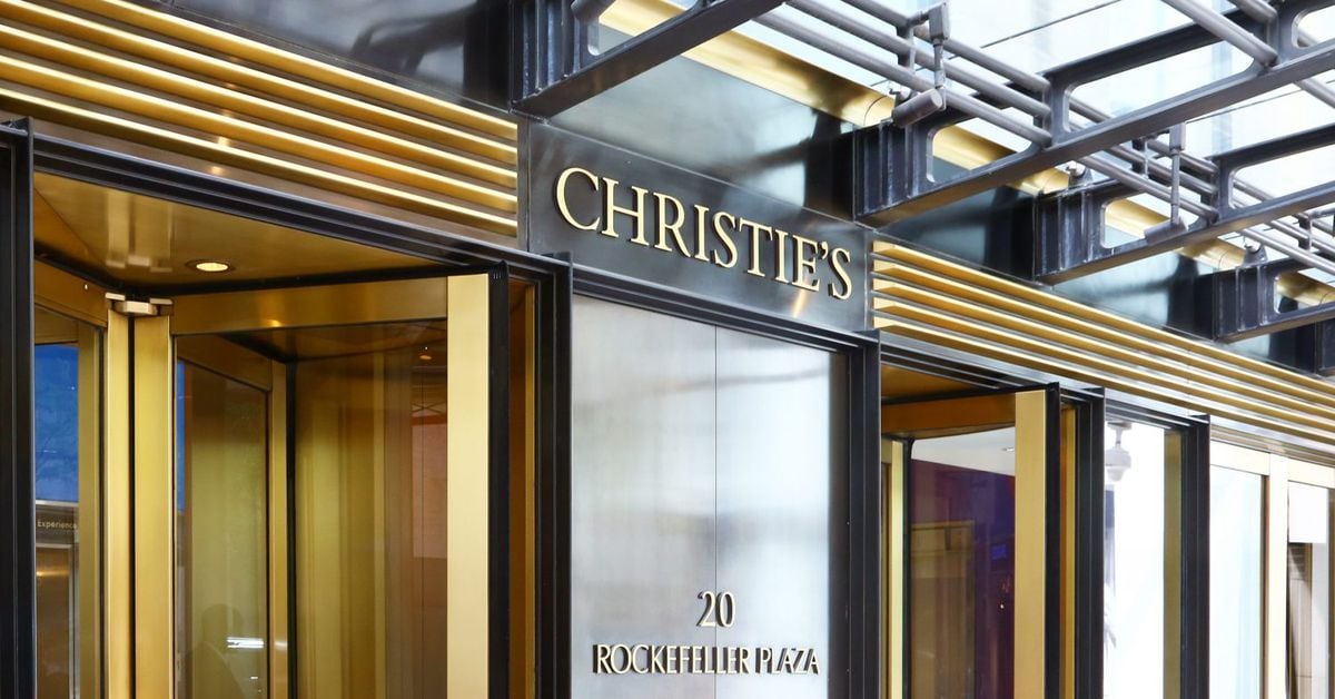 Auction House Christie’s to Offer Blockchain-Based Ownership Certificates for Photography Collection